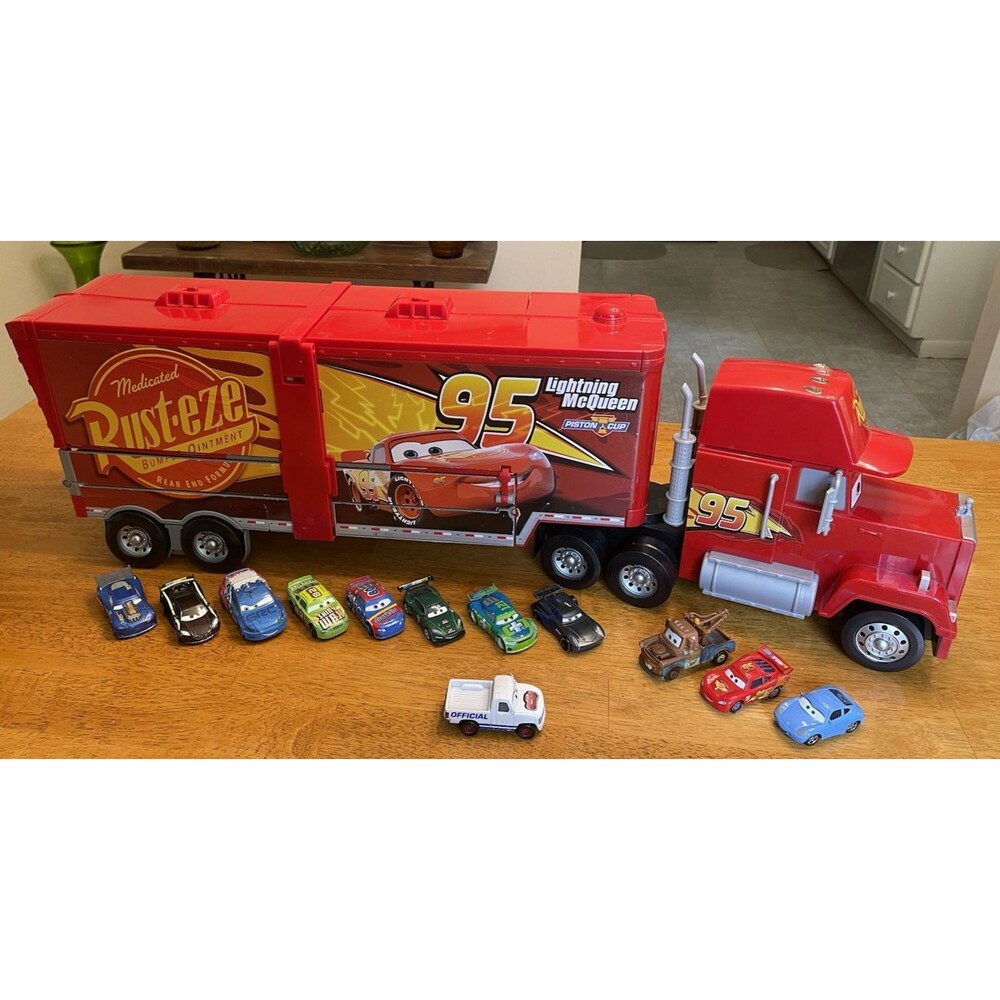 Disney Lighting McQueen Semi Truck w/ Racetrack & 14 Race Cars Pixar Cars Works!